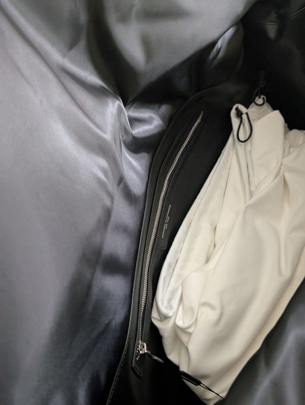 Brandon Blackwood Black Nia Oversized Duffle - Picture 5 of 5